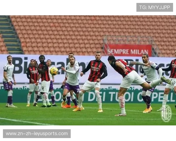 弗拉霍维奇禁区内抢点成功